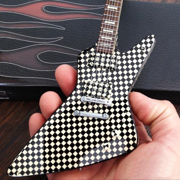 Cheap Trick Rick Nielsen ギターピック Officially Licensed RICK NIELSEN™ Checkered EXP Hammer Mini